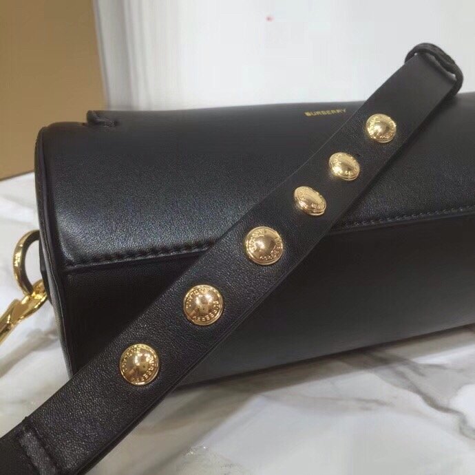 Top Quality The Kingdom Motif Barrel Bag In Black For Women, Bags 8.3in/21cm