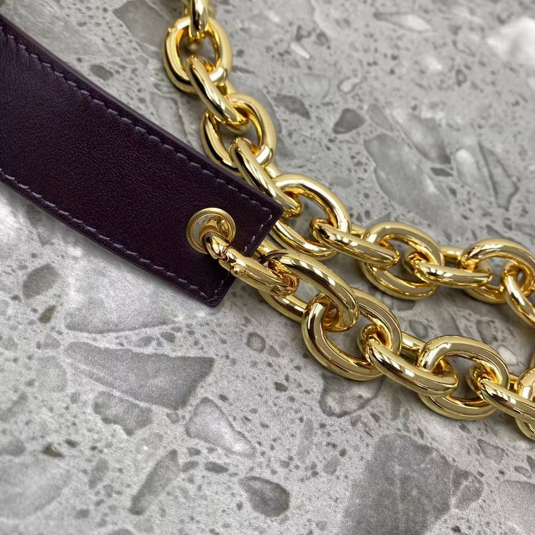 Top Quality Chain Pouch Violet, For Women, Women’s Bags 12.2in/31cm