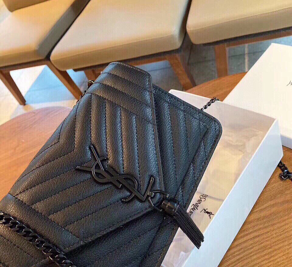 EN - New 1:1 rep  Bags SLY 216