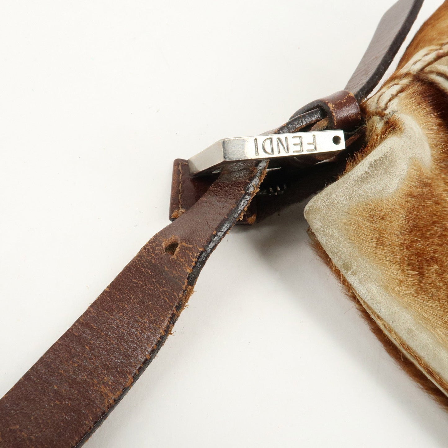 FENDI Unborn Calf Leather Shoulder Bag Brown Beige 26566  d