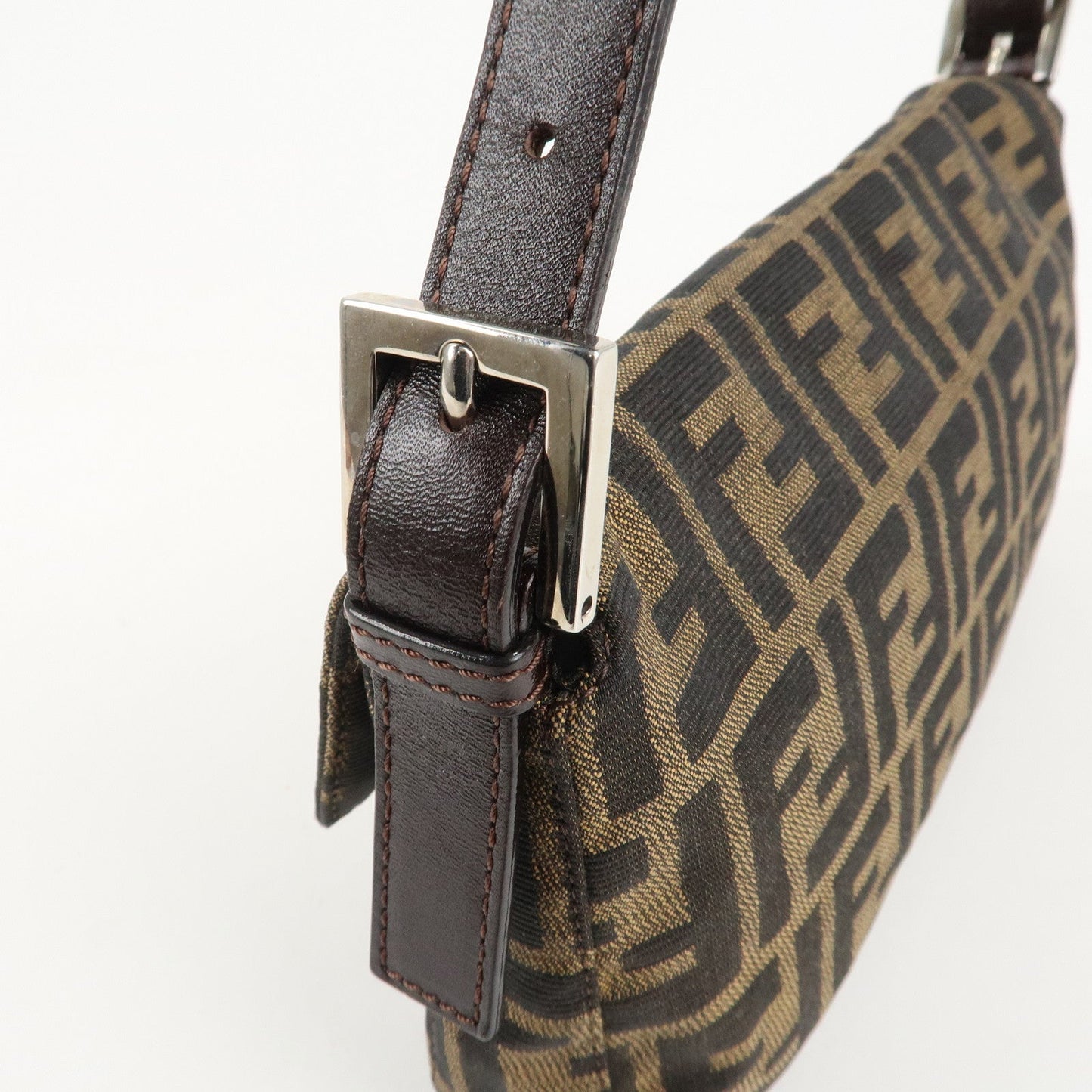 FENDI Zucca Mamma Baguette Canvas Shoulder Bag Brown Black 26424  d