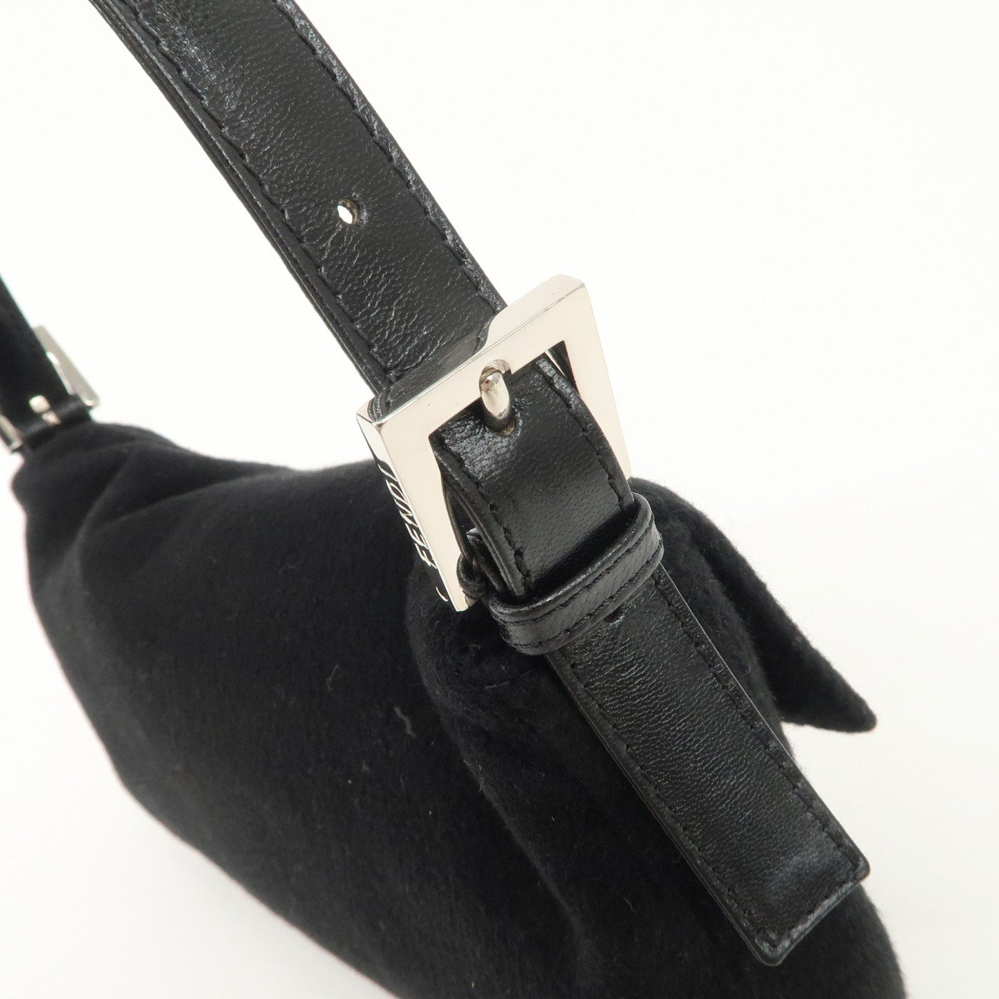 FENDI Mamma Baguette Cashmere Leather Shoulder Bag  Black 26424  d