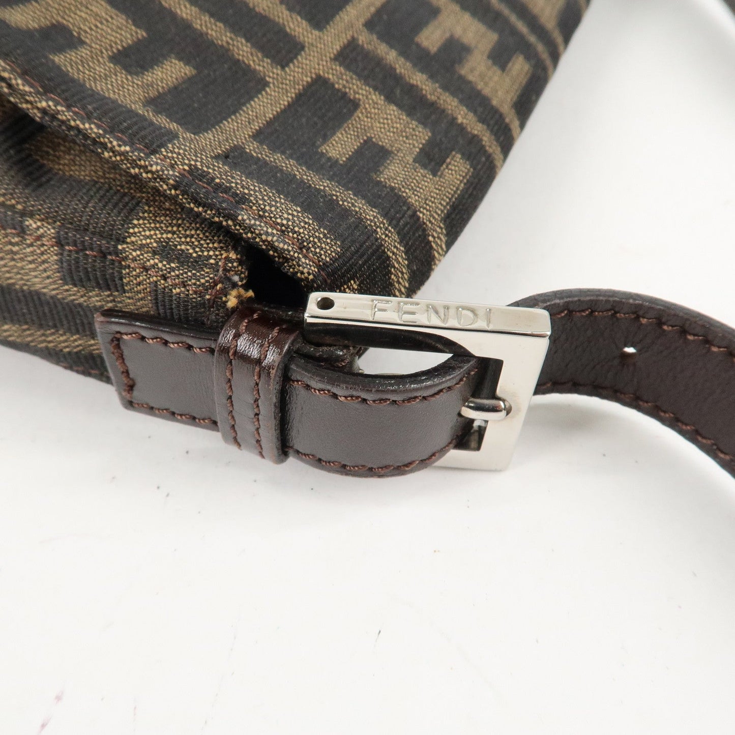 FENDI Mamma Baguette Canvas Shoulder Bag Brown Black 26424  d