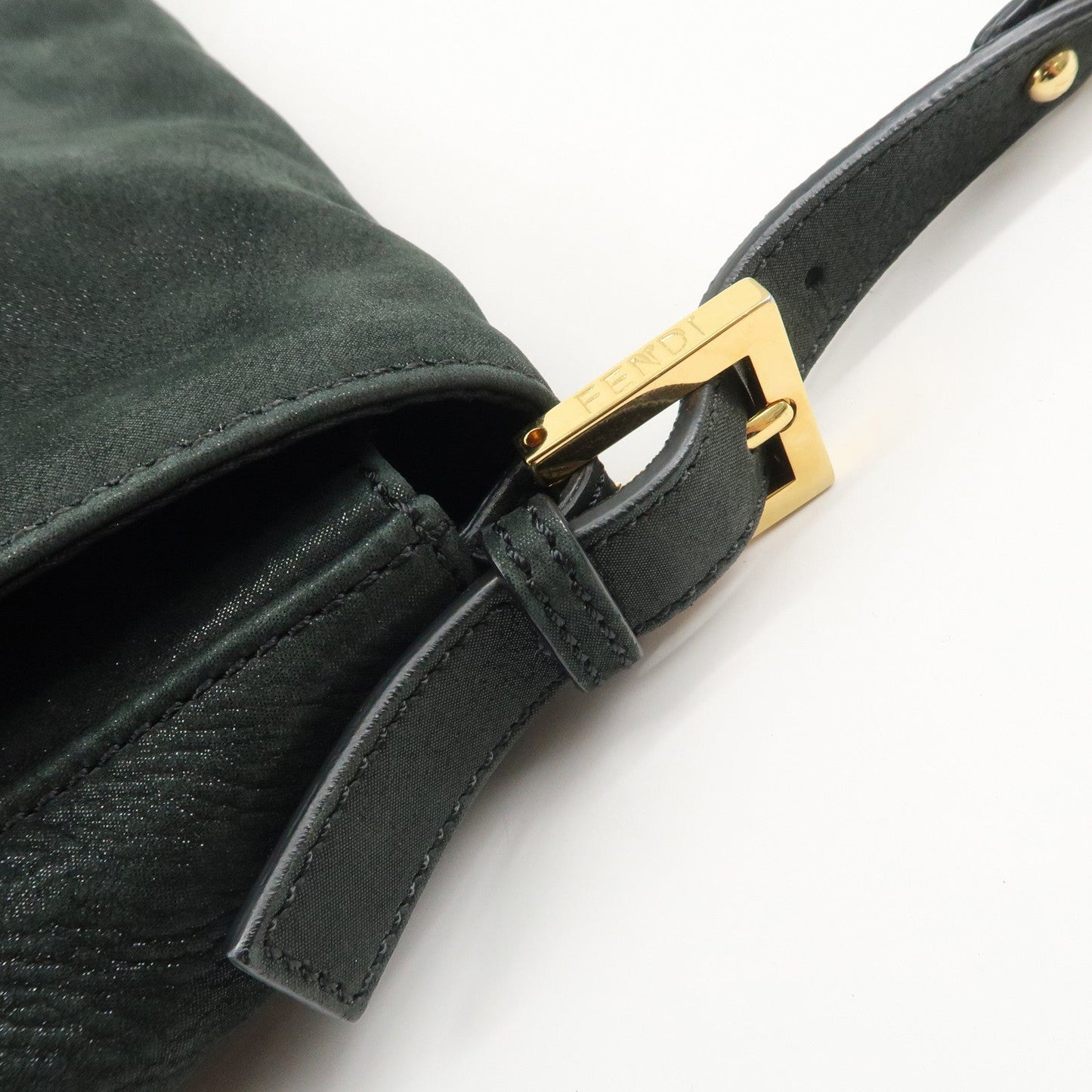 FENDI Mamma Baguette Leather Chain Shoulder Bag Gold Black 8BR638  d
