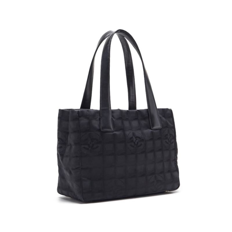 CHANEL  Loveel Line Tote Bag Nylon  Leather Black  's Bag Lady's Starting Bag  Bag Hybrid ? Ship? Nylon X Leather Black (Golden Tools) Lady's Starting Bag