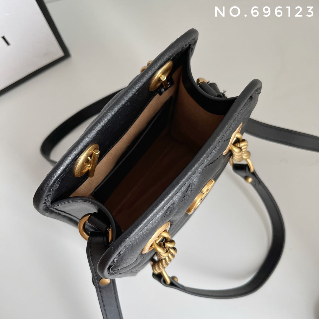 EN - New 1:1 rep Bag GCI 497
