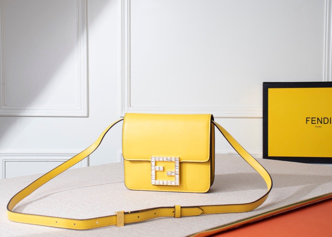 EN - New 1:1 rep  Bags FEI 076