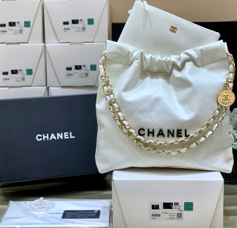 CHL 22 Handbag White For Women 14in/37cm AS3261 B08038 10601
