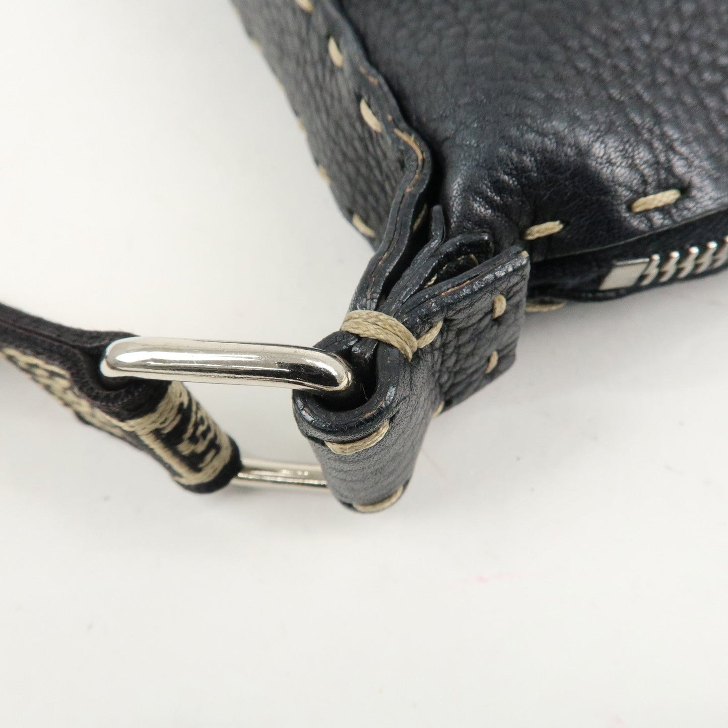 FENDI Selleria Leather Shoulder Bag Crossbody Bag Black 8BT092  d