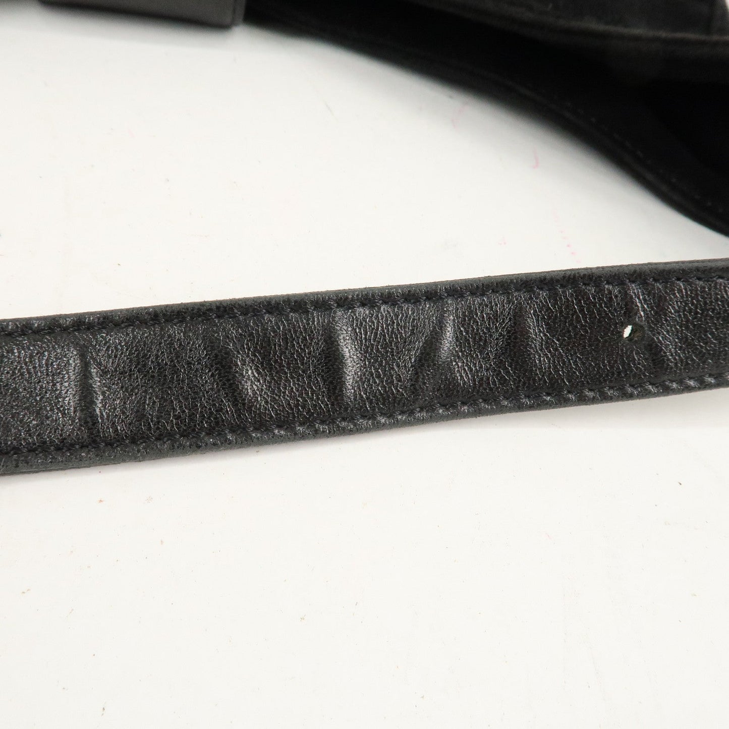 FENDI Suede Leather Shoulder Bag Black 26569  d