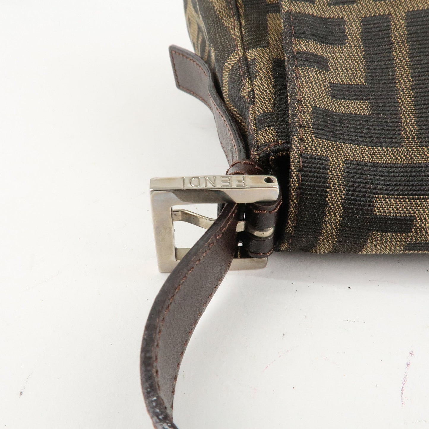 FENDI Zucca Mamma Baguette Vinyl Leather Shoulder Bag 26325  d