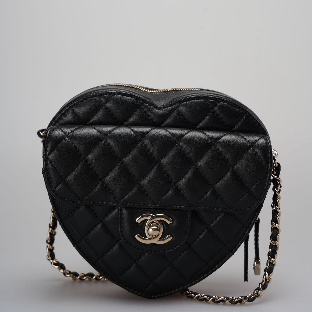 Chanel Lambskin Quilted CC In Love big Heart Clutch With Chain in Black