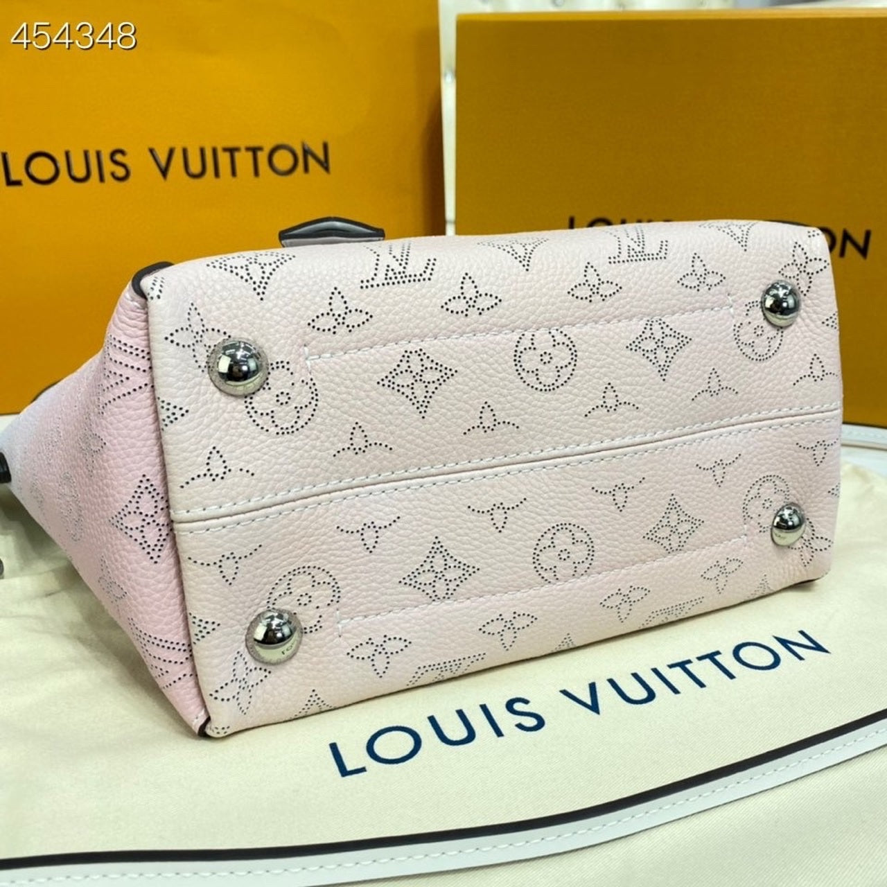 Top Quality Hina PM Bag 22cm Mahina Calfskin Leather Spring/Summer Collection M57858 GraTop Qualityent Pink