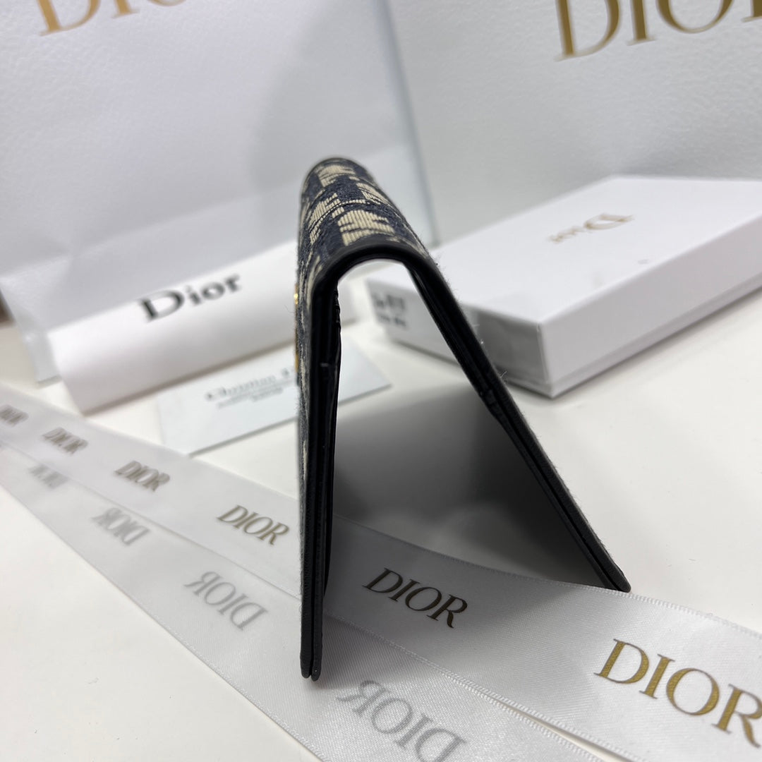 EN - New 1:1 rep  Wallet DIR 019