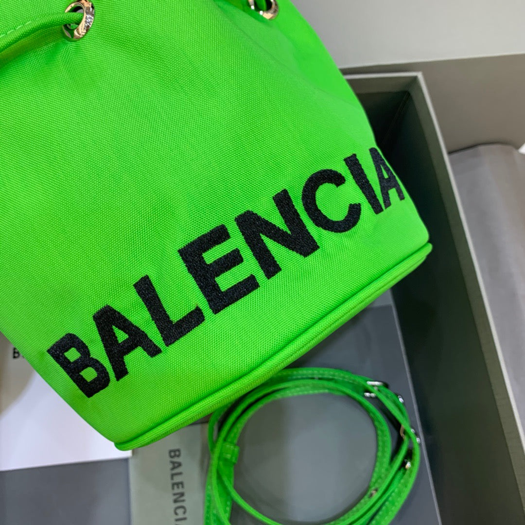 Balen Le Cagole MeTop Qualityum Bucket Bag In Green, For Women,  Bags 11.8in/30cm