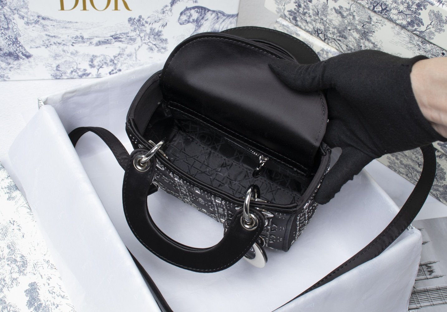 EN - New 1:1 rep  Bags DIR 230
