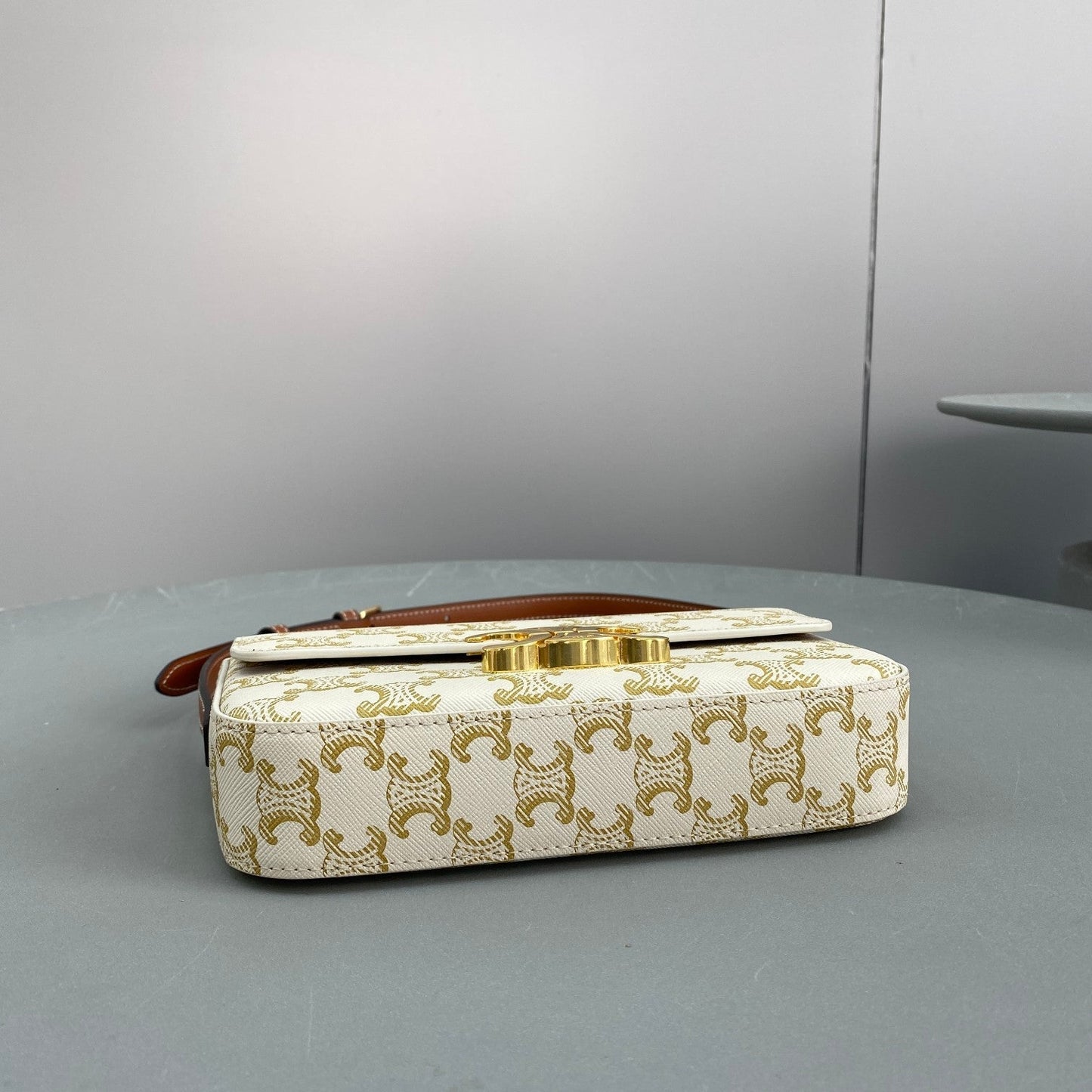 Top Quality Triomphe Shoulder Bag In Triomphe Canvas White For Women 8in/20cm 194142CUZ.01BC