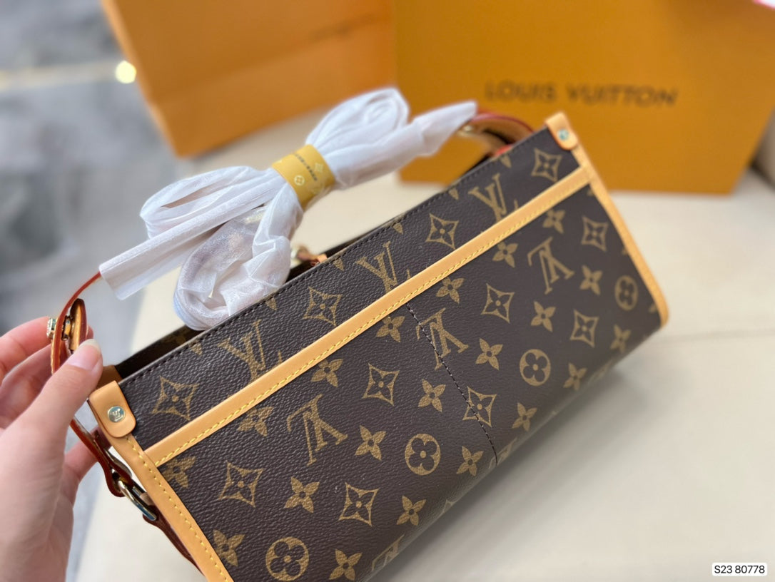 EN - New 1:1 rep Lux Bags LUV 556