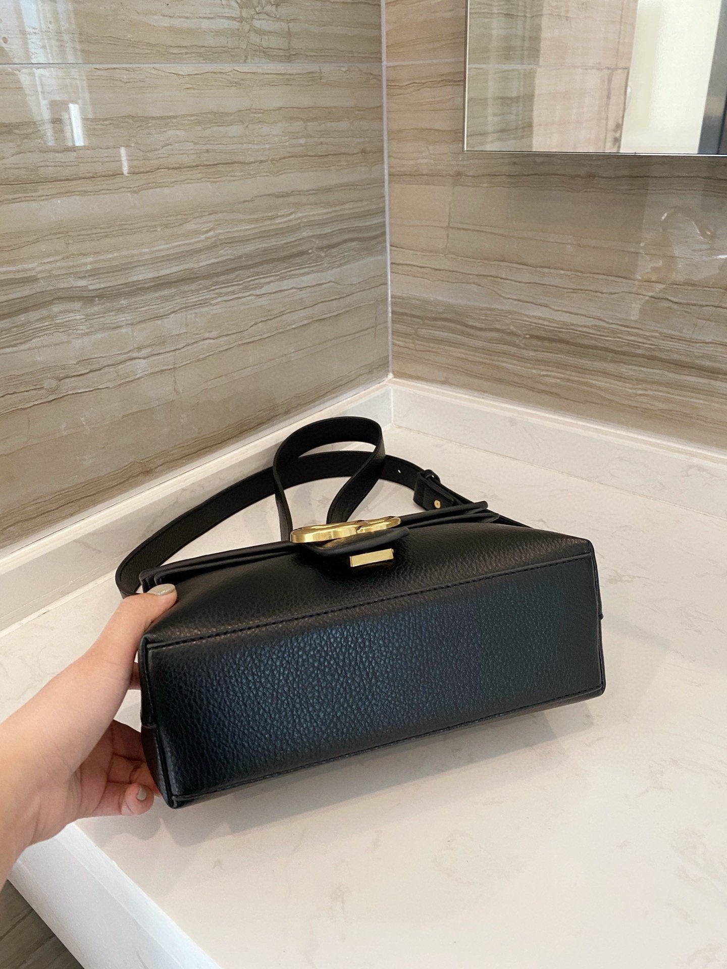 EN - New 1:1 rep  Bags GCI 210