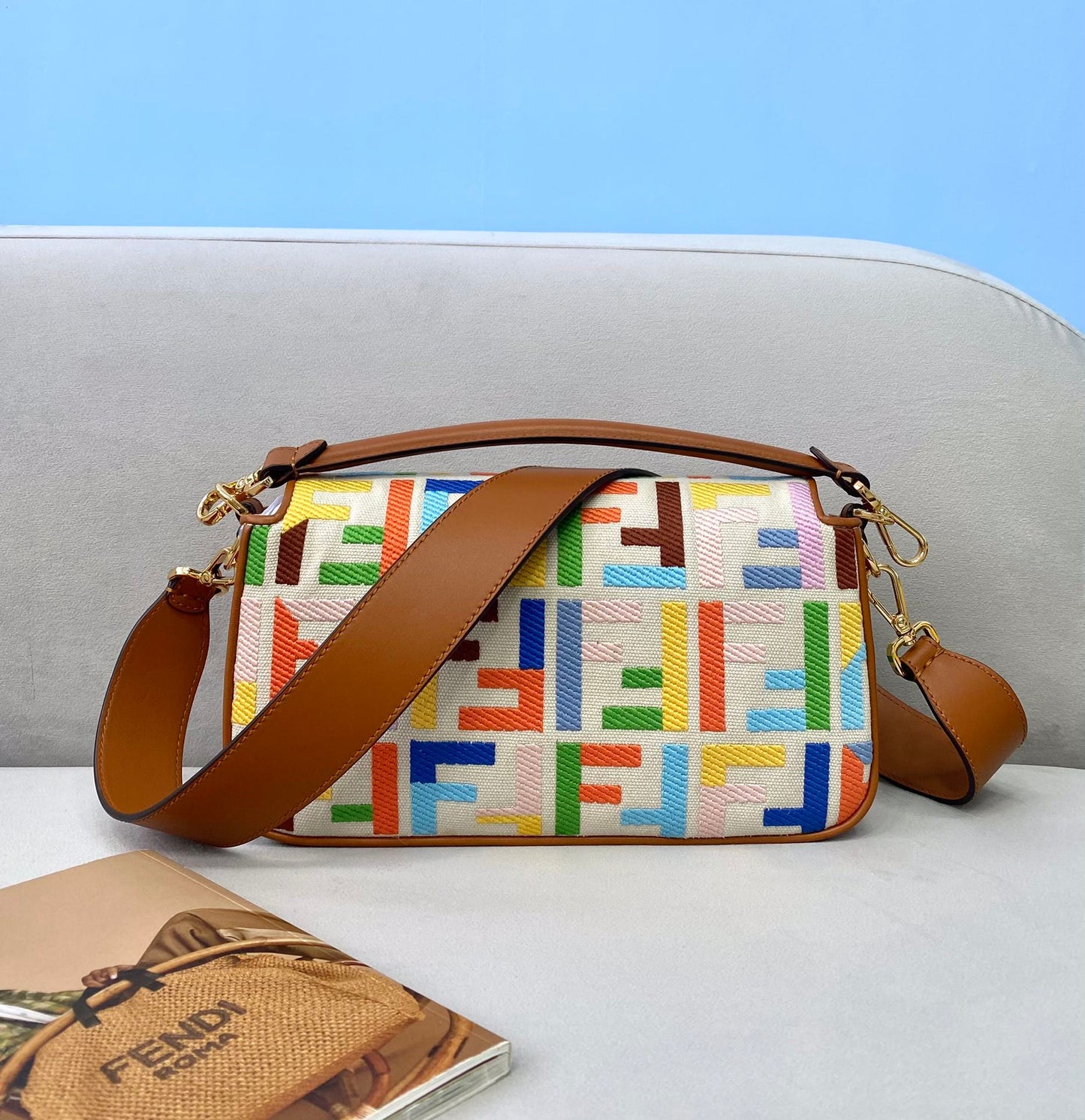 EN - New 1:1 rep  Bags FEI 190