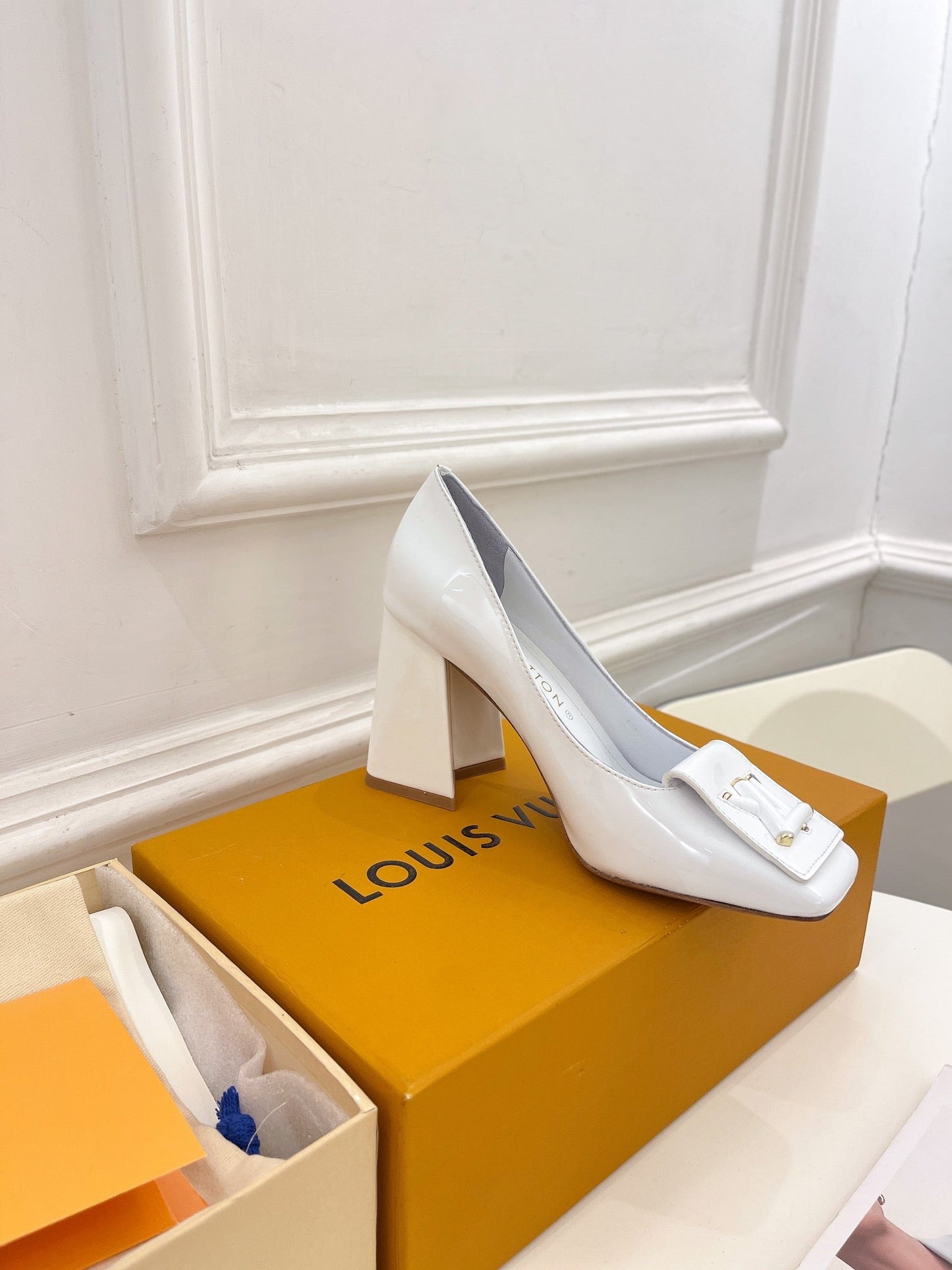 New 1:1 rep LUV High Heel Shoes 006