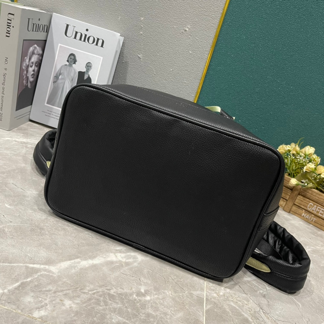 New 1:1 rep Lux Bags LUV 897