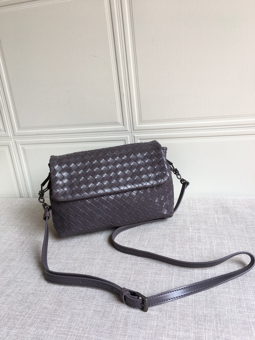 Top Quality Classic Intrecciato Dark Brown, For Women, Women’s Bags 8.9in/22.5cm