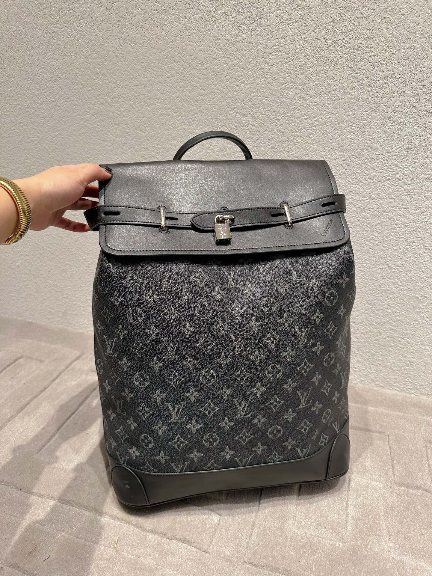 EN - New 1:1 rep  Bags LUV 664