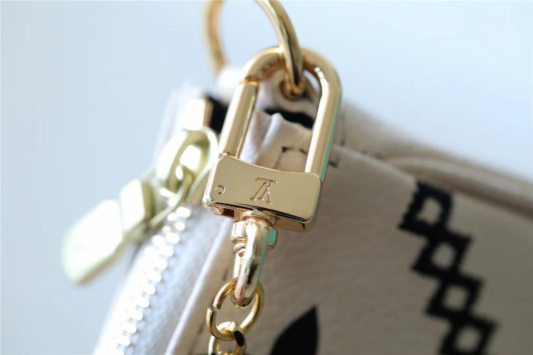 Top Quality Mini Pochette Accessoires Monogram Empreinte White For Women, Womens Handbags, Shoulder Bags And Crossbody Bags 6.1in/15.5cm Top Quality 