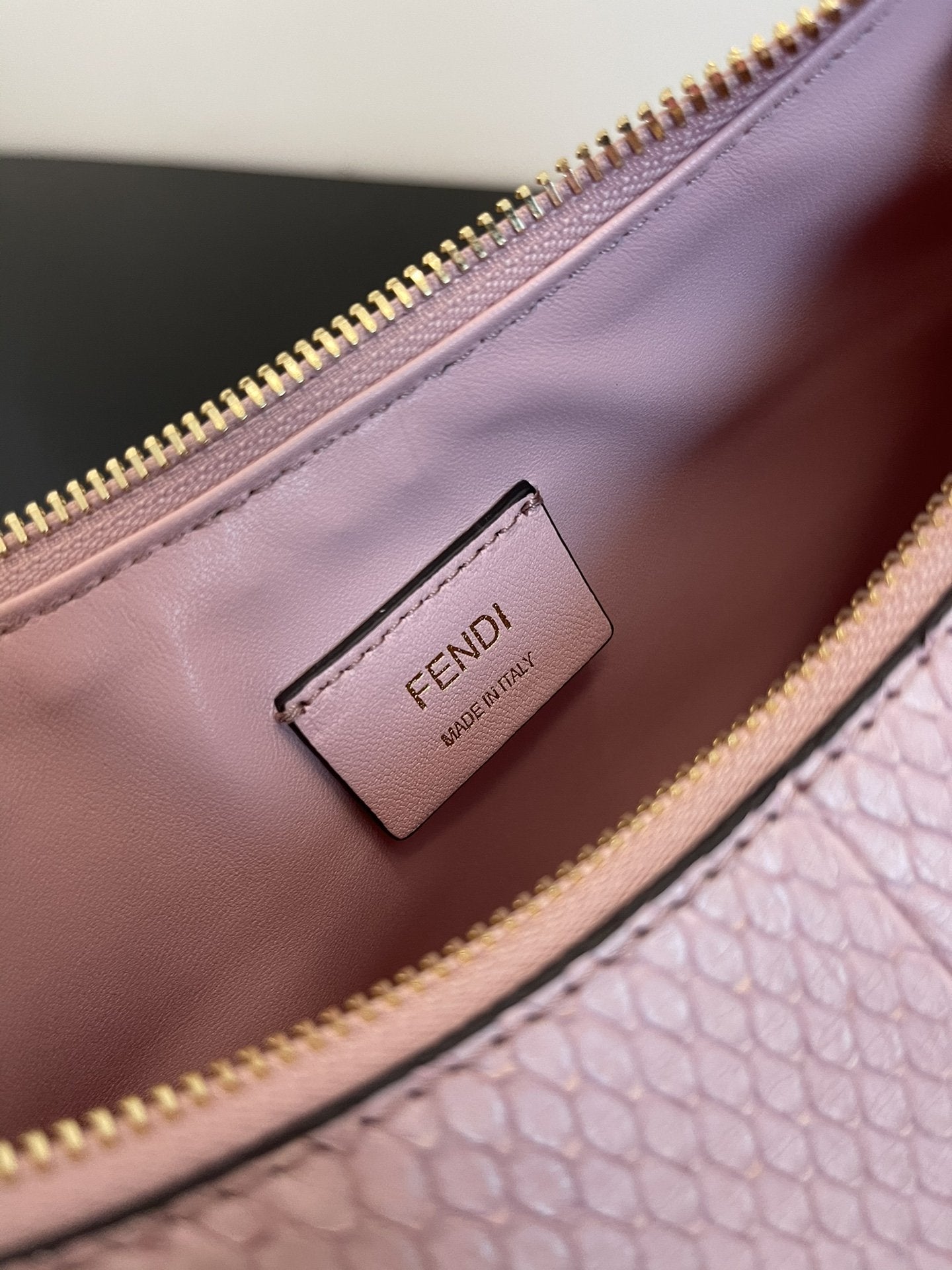 Top QualityTop Quality Top QualityTop Qualitygraphy Pale pink Python Small Bag For Woman 29cm/11in 8BR798AHN2F1HKJ