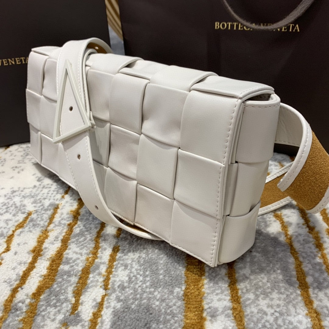 Top Quality Brick Cassette Bag For Women 11in/28cm In White