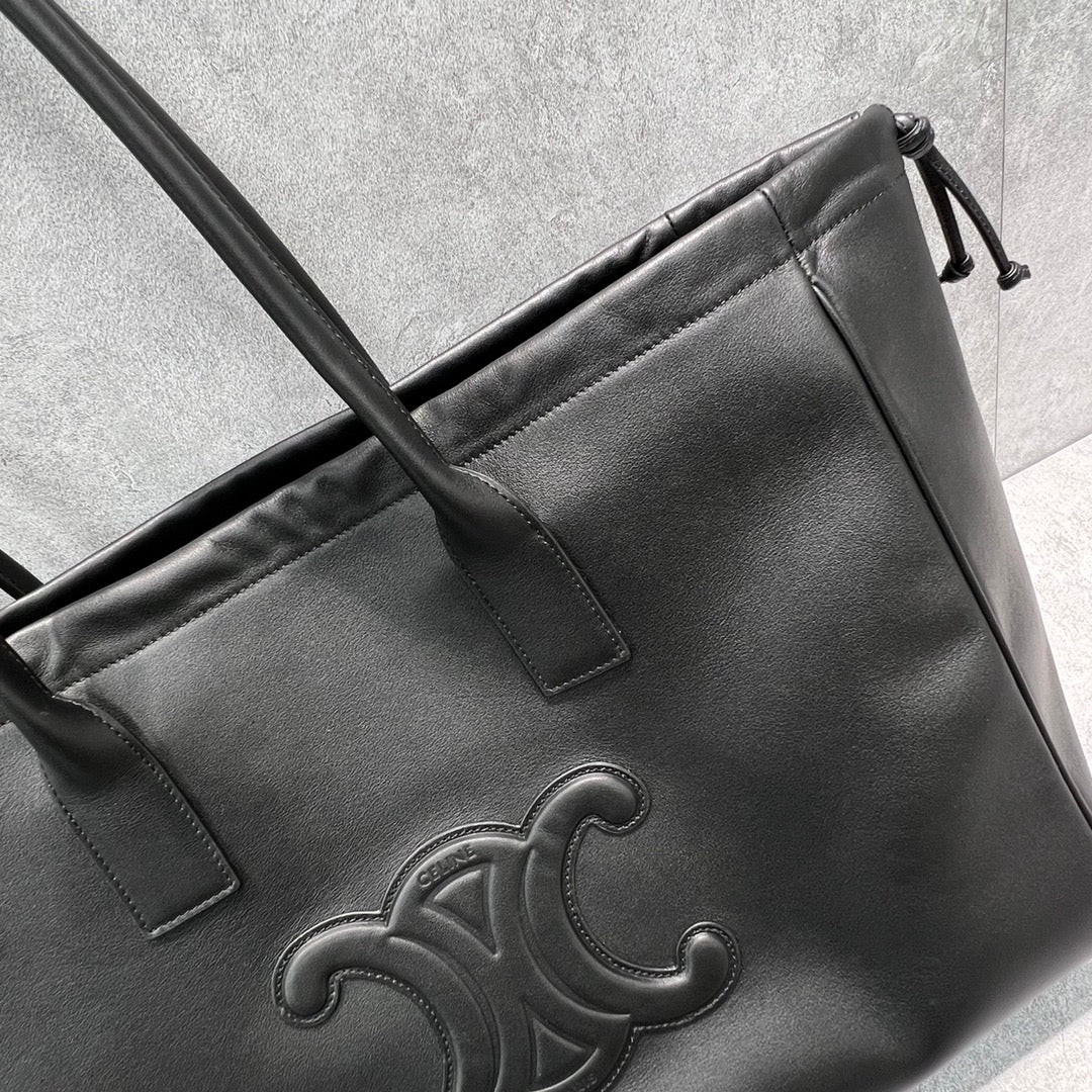 Top Quality Cabas Drawstring Cuir Triomphe Black For Women 17in/44cm 199973DU3.38NO