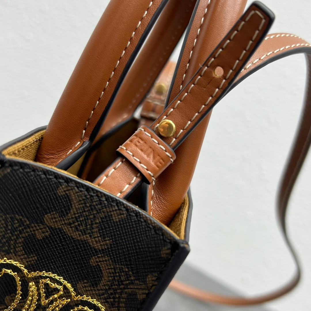 Top Quality Mini Folco In Triomphe Canvas With Triomphe Heart Embroidery Brown For Women 8in/20cm