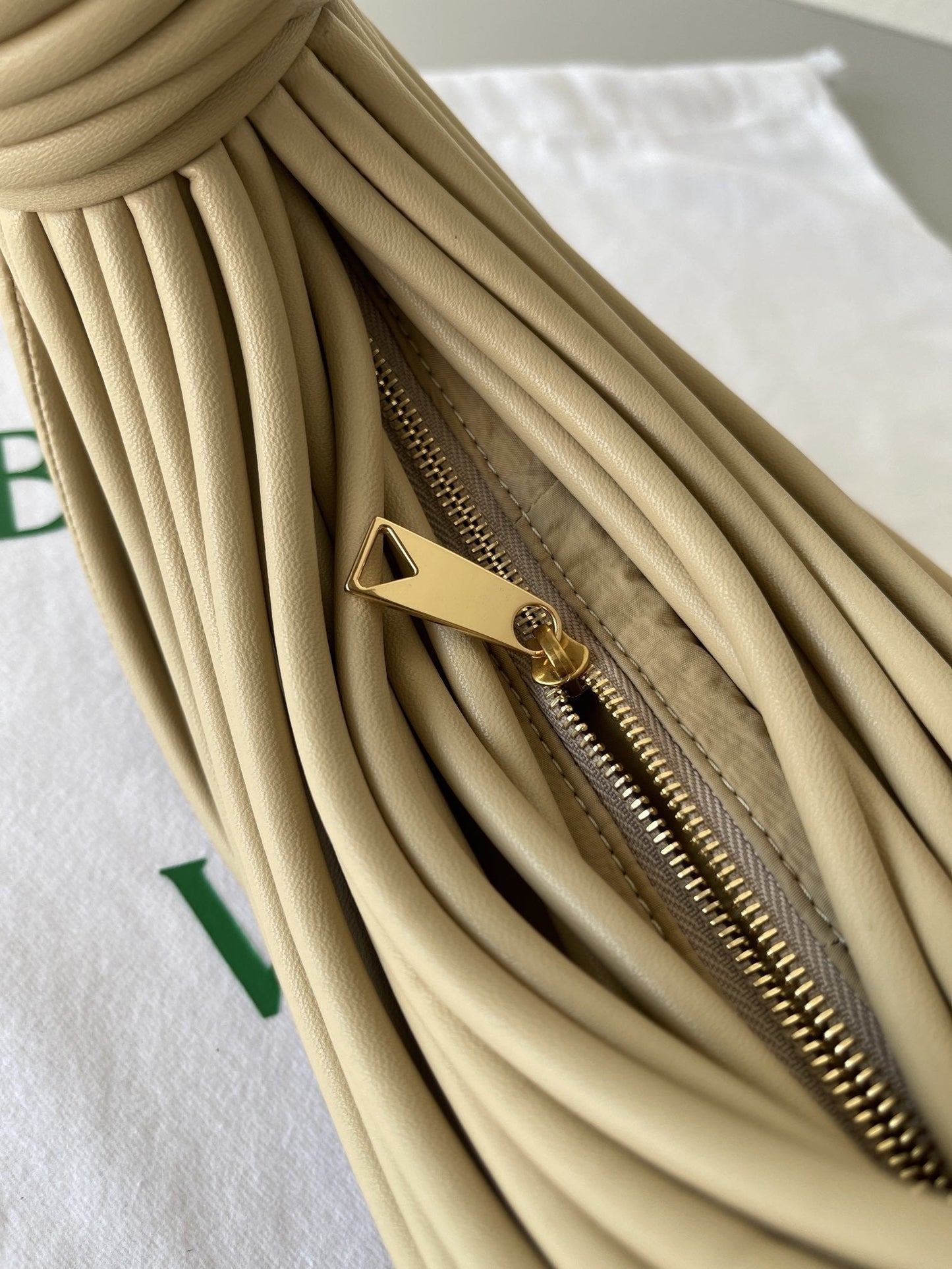 Top Quality Double Knot Beige, For Women, Bags 9.8in/25cm 680934V1H109776