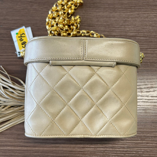 Chanel   Quilted Canteen Bag - Neutrals Shoulder Bags, Handbags LB120578