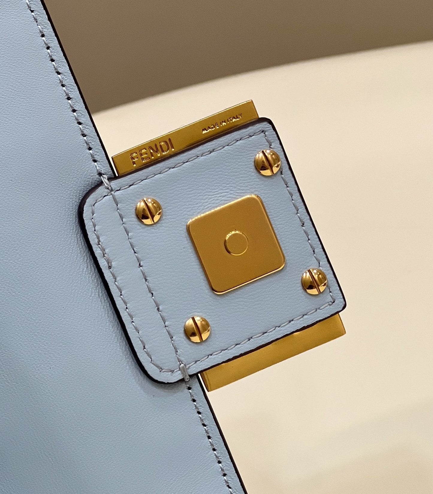 Top QualityTop Quality Baguette Blue For Women, Women’s Handbags, Shoulder And Crossbody Bags 7.5in/19cm FF 8BS017