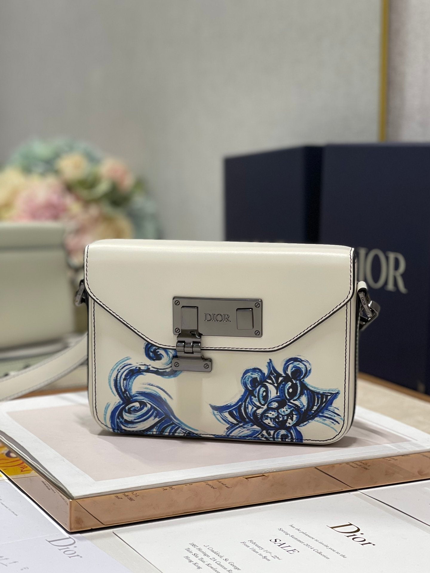 Top Quality Lock Handbag White For Women 7.5in/19cm CD