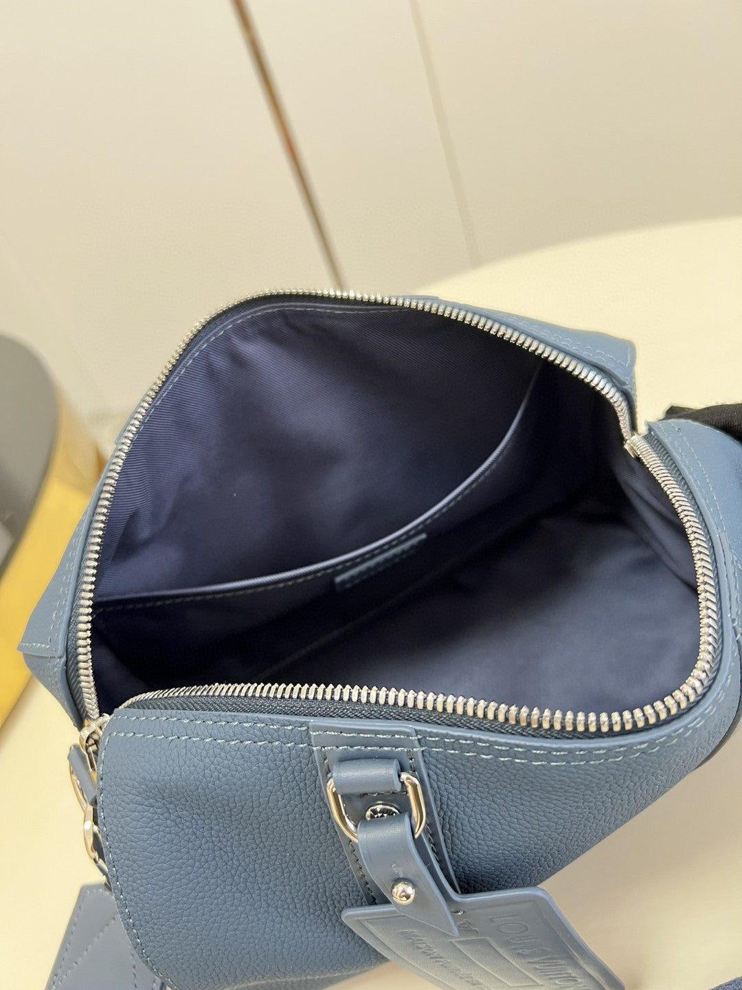 Top Quality City Keepall Aerogram Blue For Men, Bags, Shoulder And Crossbody Bags 10.6in/27cm Top Quality
