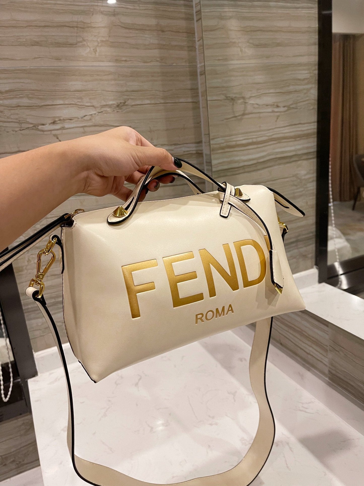 EN - New 1:1 rep  Bags FEI 217