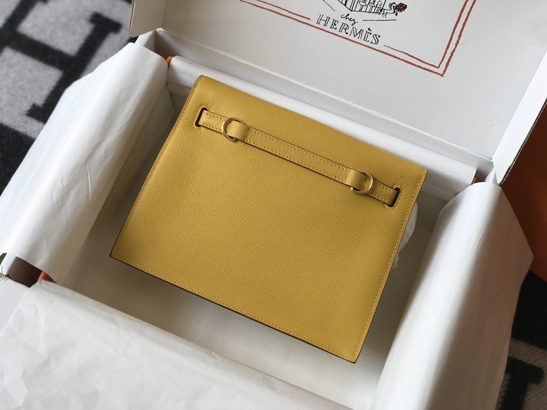 Top Quality Kelly Yellow For Women Gold Toned Hardware 8.7in/22cm