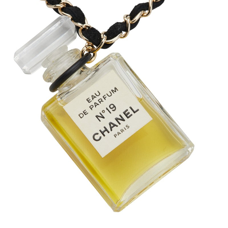 Chanel No19 Eau de Parfum Necklace