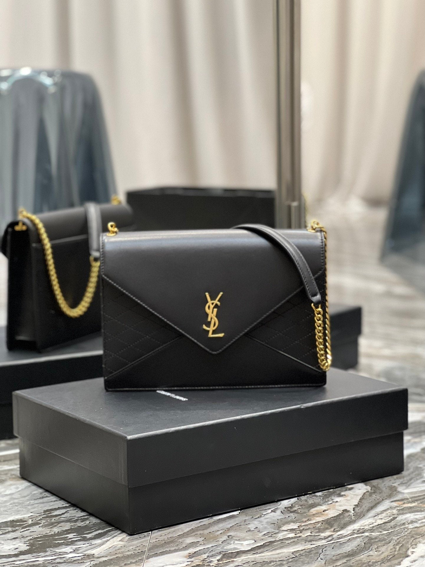 Top Quality Gaby Chain Bag Black With Gold Hardware For Women 10.4in/27cm YSL 6688641EL071000