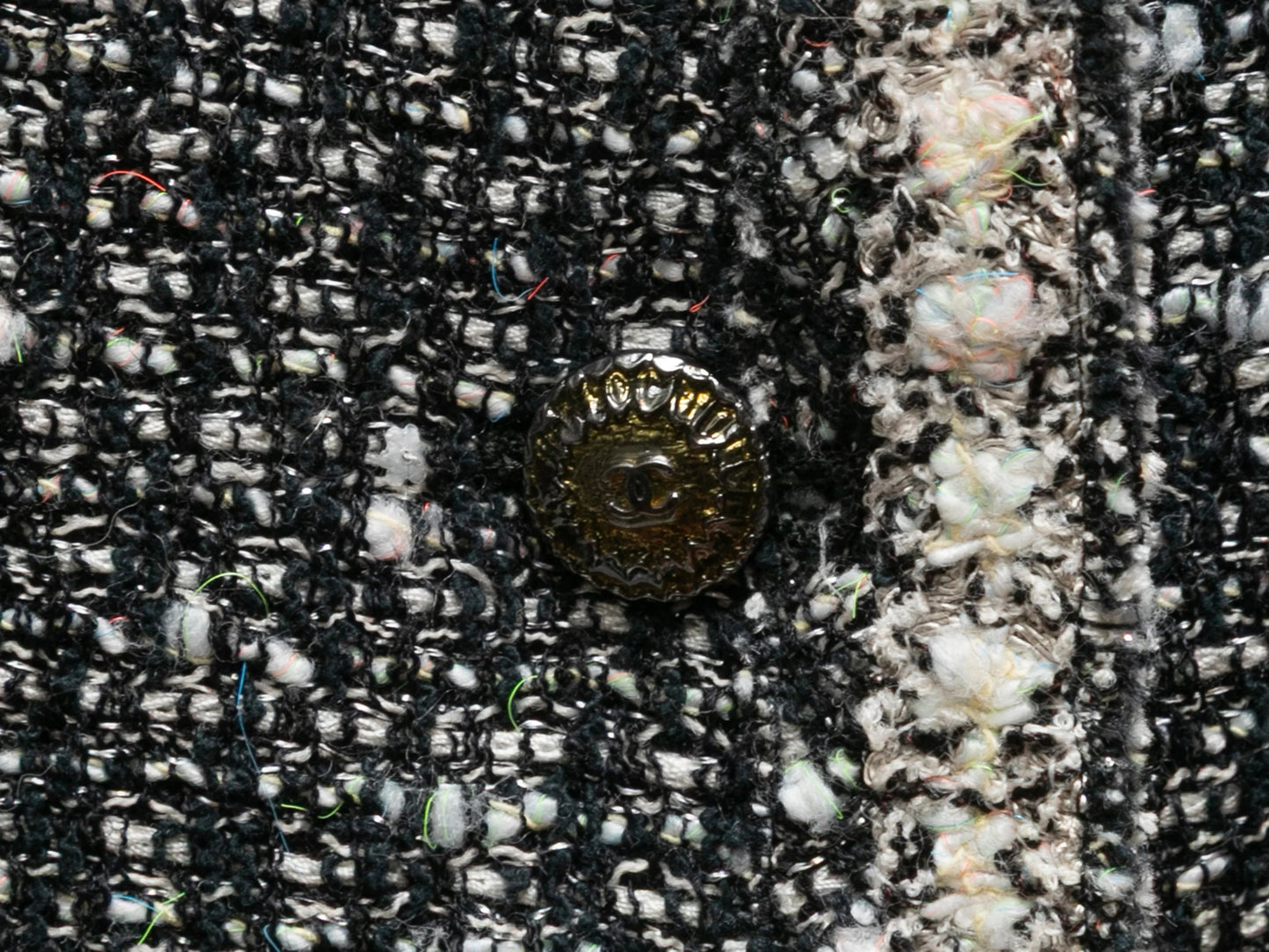 Black & White Chanel Fall/Winter 2005 Tweed Blazer Size FR 44