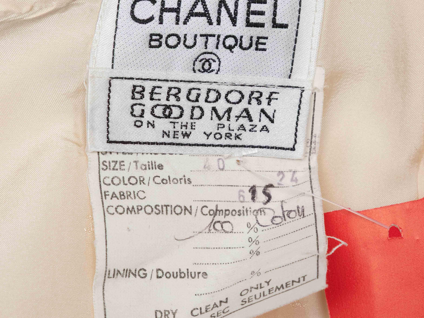 Cream Chanel Boutique Knee-Length Pencil Skirt Size FR 40