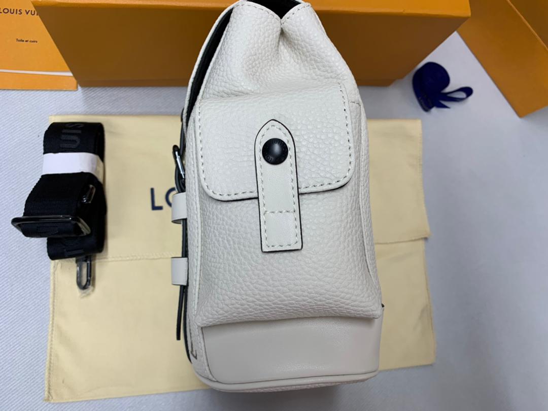 Top Quality Christopher XS Taurillon White For Men, Bags, Shoulder And Crossbody Bags 7.7in/19.5cm Top Quality