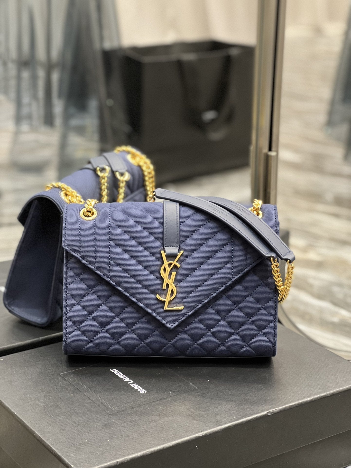 YSSL Envelope Medium Bag Marine In Mix Matelassé Grain De Poudre Embossed Material For Women 9in/24cm YSL 600185BOW914147