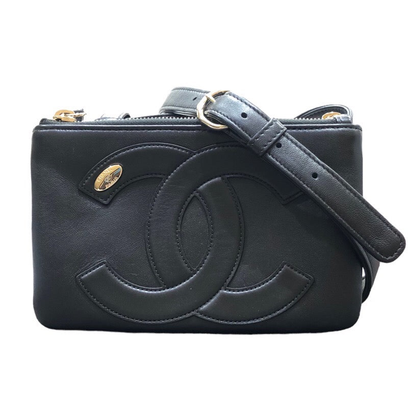 Chanel Waist Bag GD Metal Fittings Lambskin Black