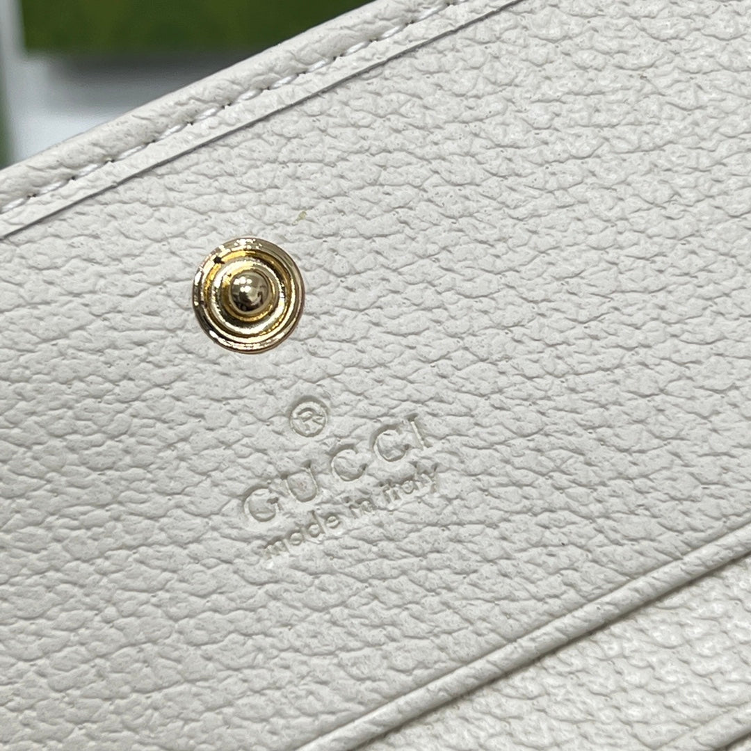 EN - Luxury Bags GCI 621