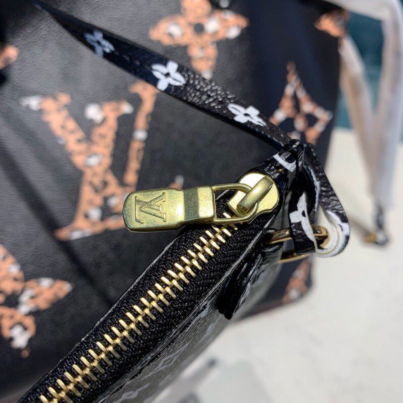 Top Quality Neverfull MM Tote Bag Monogram Jungle Canvas Black For Women,  Shoulder Bags 12.2in/31cm Top Quality M44676