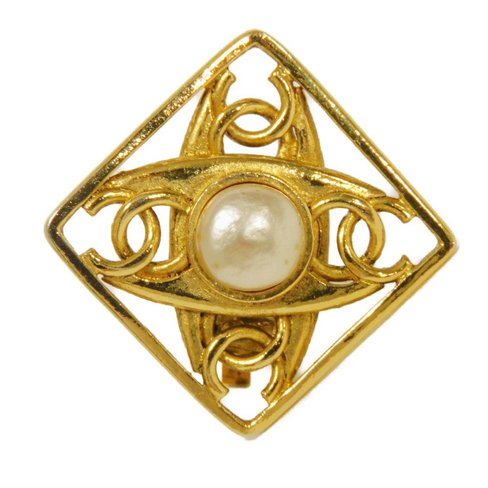 Chanel Quadruple Coco Mark Pearl Earrings
